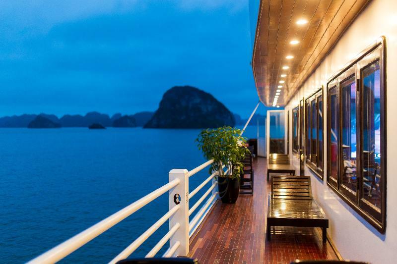 ホテル La Regina Royal Cruise ハロン エクステリア 写真